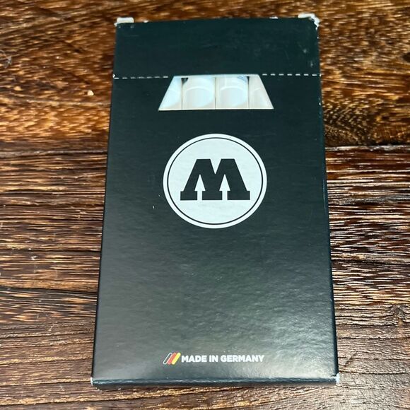 Molotow One4All Acrylic Pump Marker in Signal White. 2mm Fine Tip. 6-Pack. NIB! - Picture 3 of 11